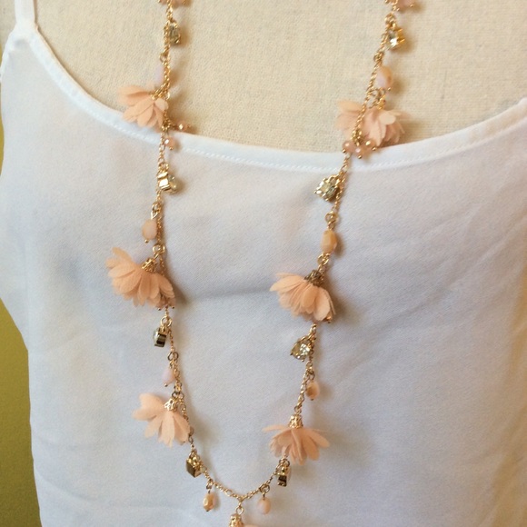INC NWT Long Gold Beaded Blush Floral Necklace Set - Picture 2 of 9